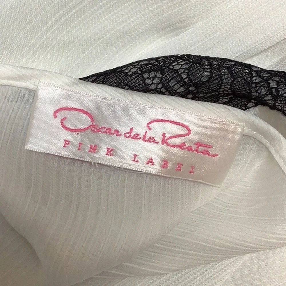 Oscar De La Renta Pink Label Ivory Semi Sheer Black Lace Shoulder Robe Sz M